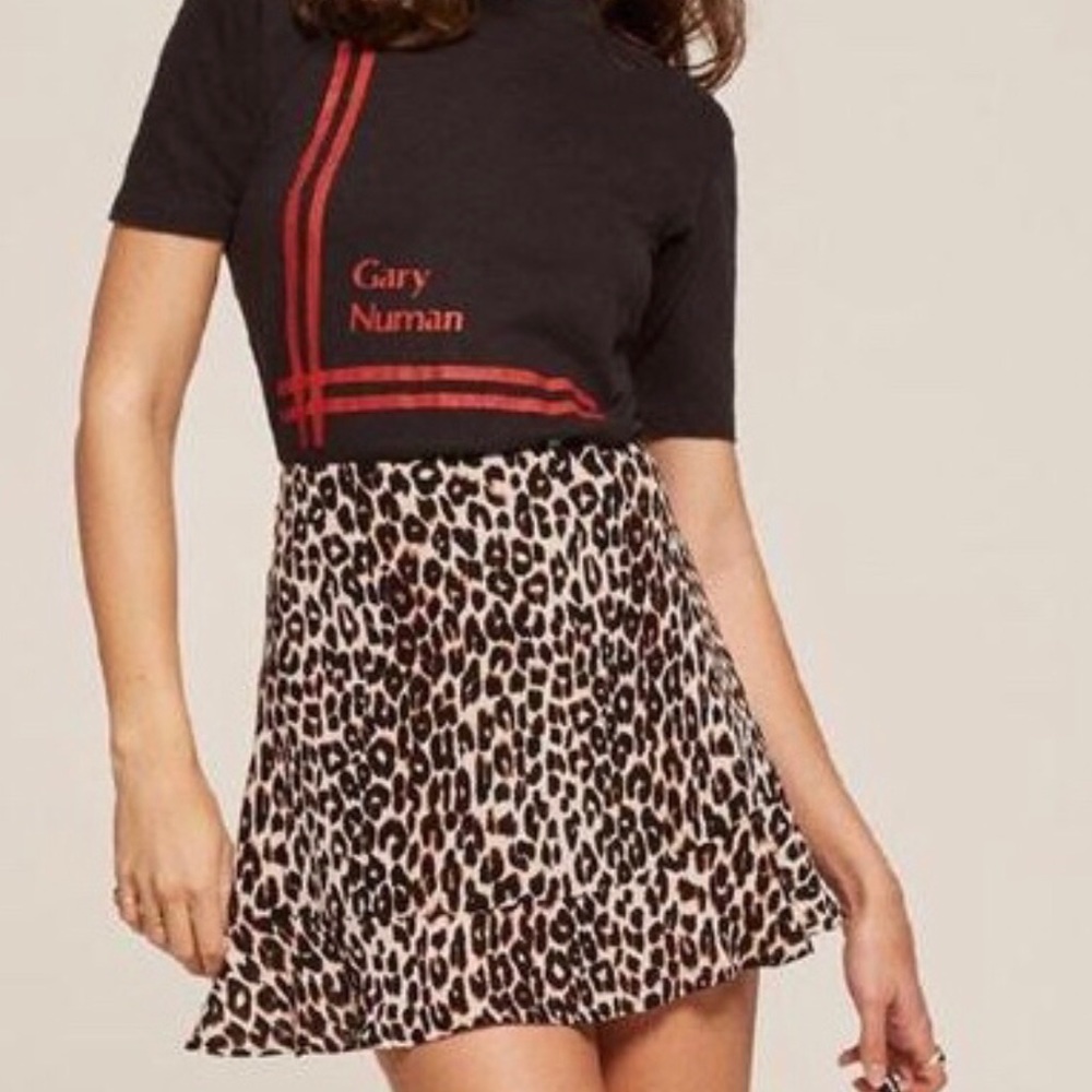 XOXO LEOPARD PRINT MINI SKIRT SIZE M
